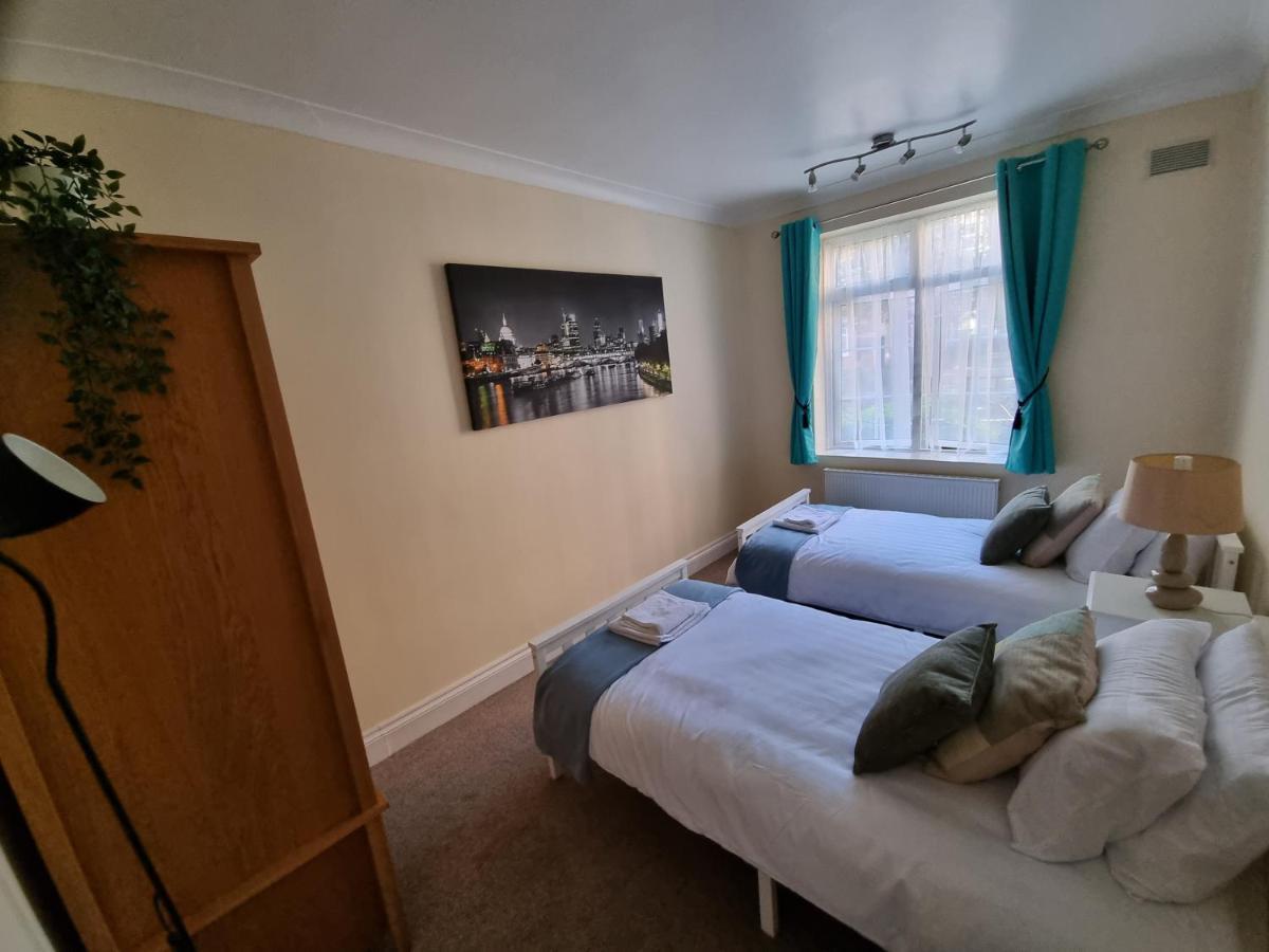 Ew Apartments Лондон Екстер'єр фото
